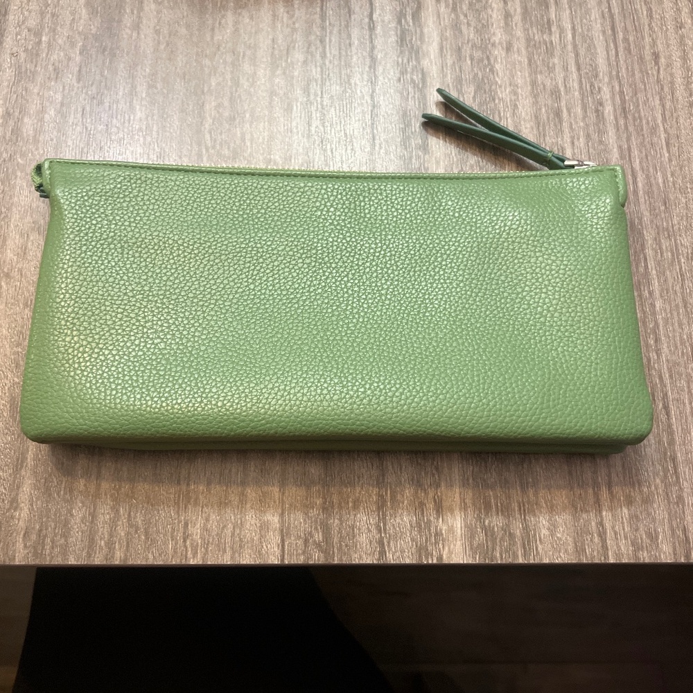 Brand new Vera purse